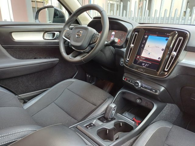 VOLVO XC40 usata, con Leve al volante