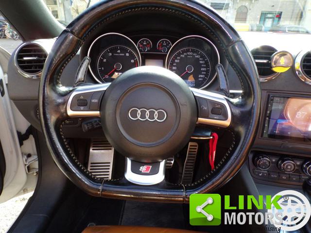 AUDI TT usata, con Hill holder