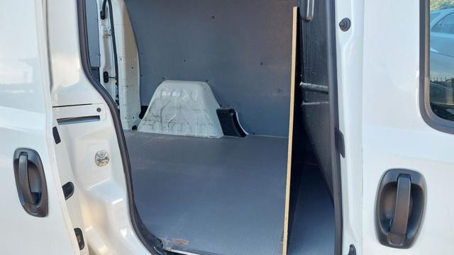 FIAT Doblo usata, con Bluetooth