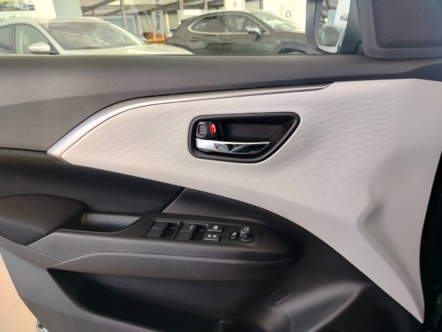 SUZUKI Swift usata, con Specchietti laterali elettrici