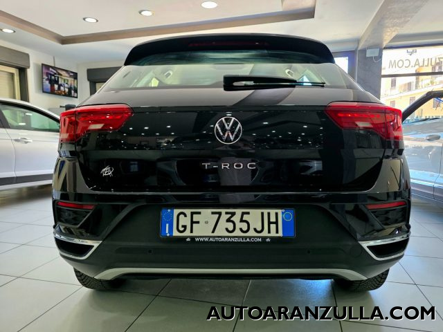 VOLKSWAGEN T-Roc usata, con Autoradio digitale