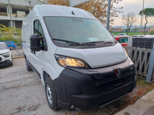 PEUGEOT Boxer usata, con ABS