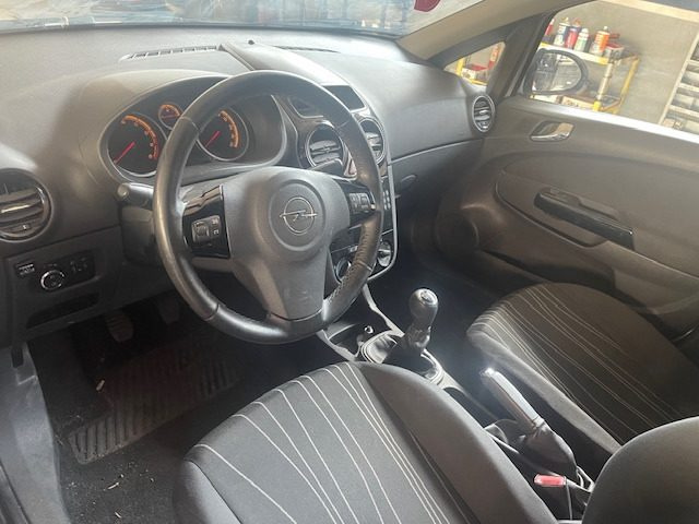 OPEL Corsa usata, con Chiusura centralizzata