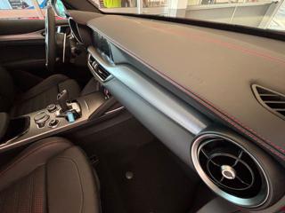 ALFA ROMEO Stelvio usata, con Volante multifunzione