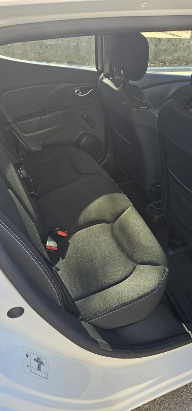 RENAULT Clio usata, con Controllo trazione