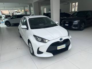 TOYOTA Yaris usata, con Alzacristalli elettrici