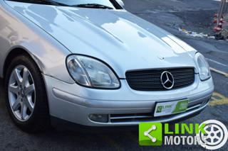 MERCEDES-BENZ SLK 200 usata, con Airbag