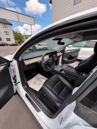 TESLA Model Y usata, con Cruise Control