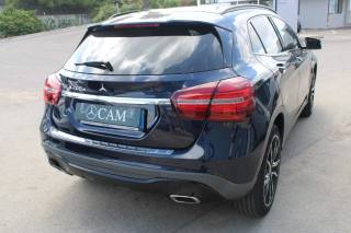 MERCEDES-BENZ GLA 200 usata, con Airbag