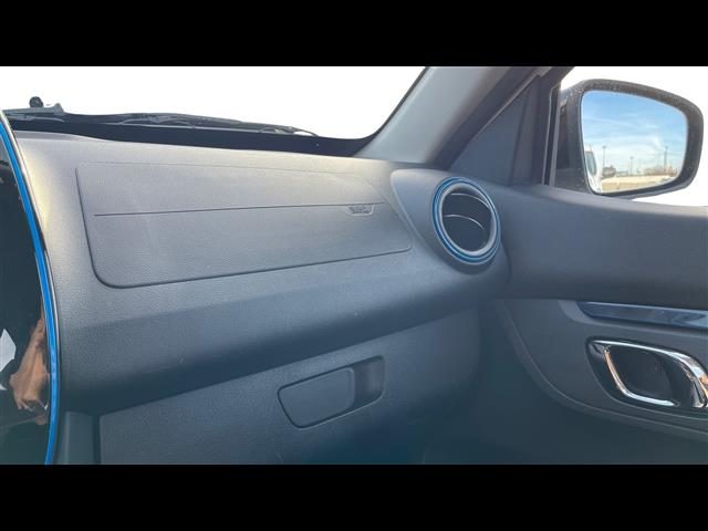 DACIA Spring usata, con USB