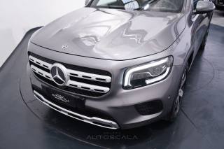 MERCEDES-BENZ GLB 200 usata, con Apple CarPlay