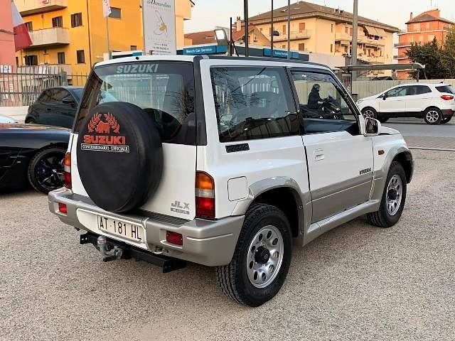 SUZUKI Vitara usata, con Lettore CD
