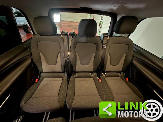 MERCEDES-BENZ V 250 usata, con Cronologia tagliandi