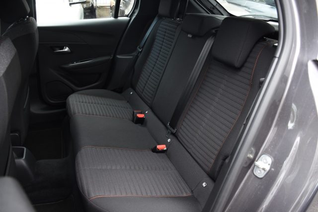 PEUGEOT 208 usata, con Boardcomputer