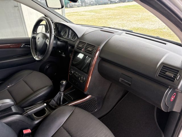 MERCEDES-BENZ A 160 usata, con Controllo automatico clima