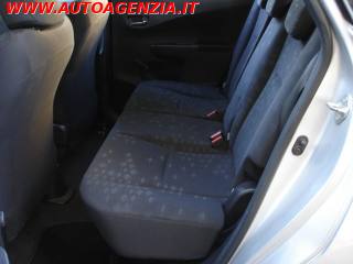 SUBARU Trezia usata 9