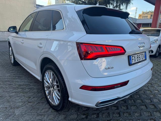 AUDI Q5 usata, con Autoradio