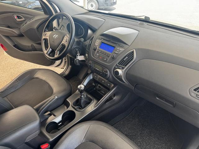 HYUNDAI iX35 usata 25