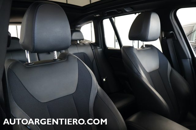 BMW X3 usata, con Sensori di parcheggio anteriori