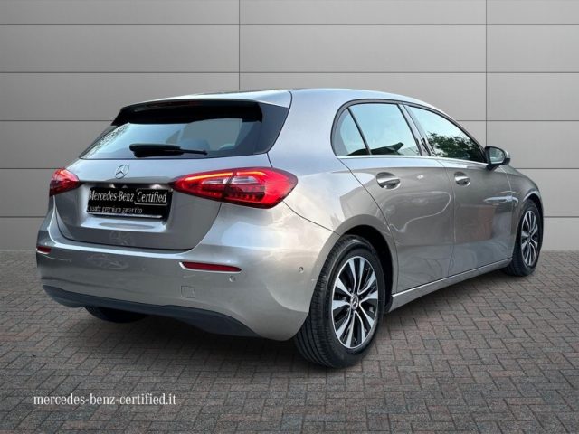 MERCEDES-BENZ A 160 usata, con Airbag