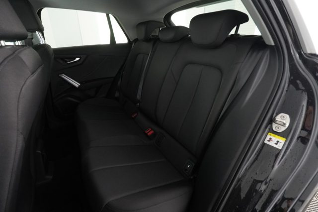 AUDI Q2 usata 9
