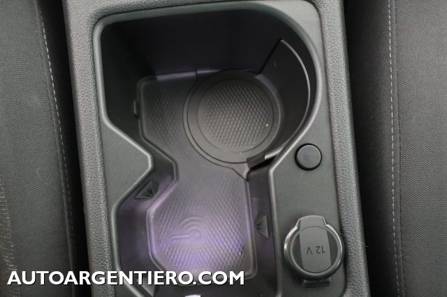 VOLKSWAGEN Golf usata, con Frenata d