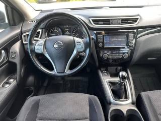NISSAN Qashqai usata, con Lettore CD