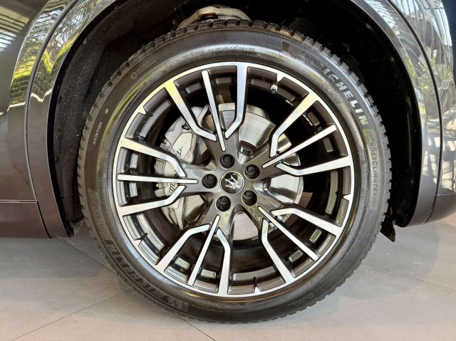 MASERATI Grecale usata, con Alzacristalli elettrici