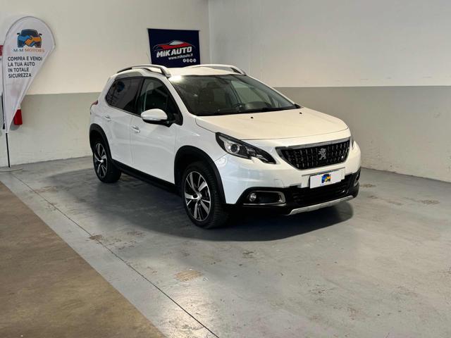 PEUGEOT 2008 usata, con Airbag