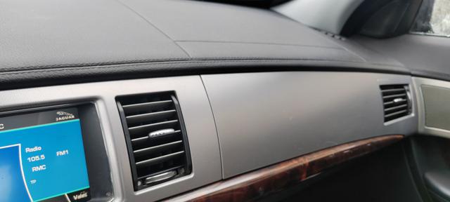 JAGUAR XF usata, con Park Distance Control