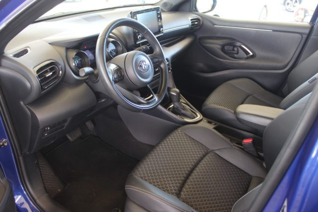 TOYOTA Yaris usata, con Servosterzo