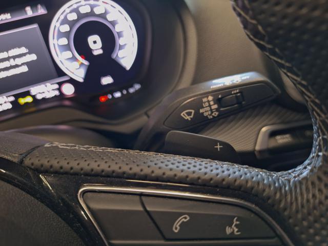 AUDI Q2 usata, con Park Distance Control