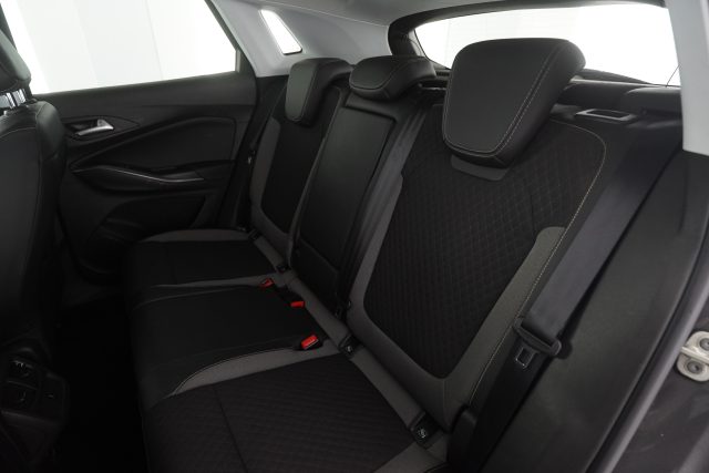 OPEL Grandland usata 3