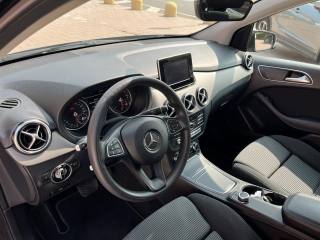 MERCEDES-BENZ B 200 usata, con Alzacristalli elettrici