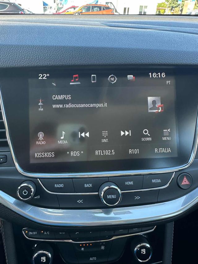 OPEL Astra usata, con Touch screen