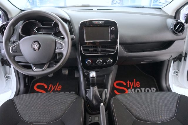 RENAULT Clio usata, con Alzacristalli elettrici