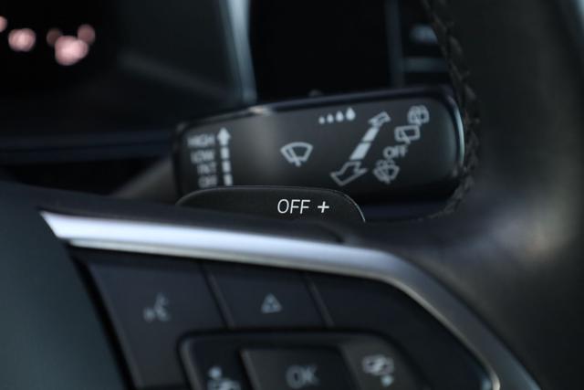 VOLKSWAGEN Taigo usata, con Luci diurne LED