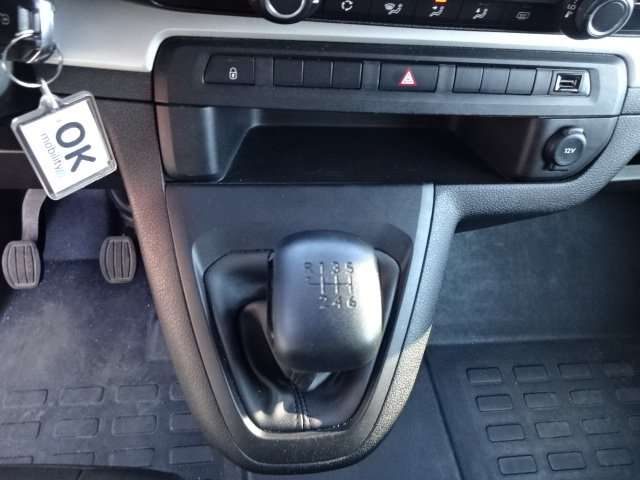 PEUGEOT Traveller usata, con Controllo trazione