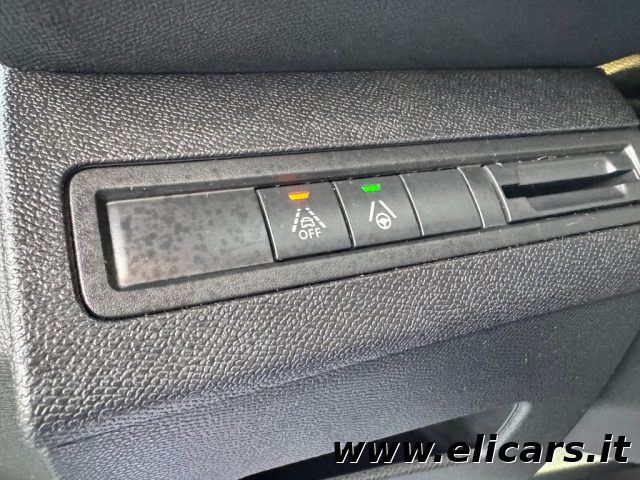 PEUGEOT 5008 usata, con Frenata d