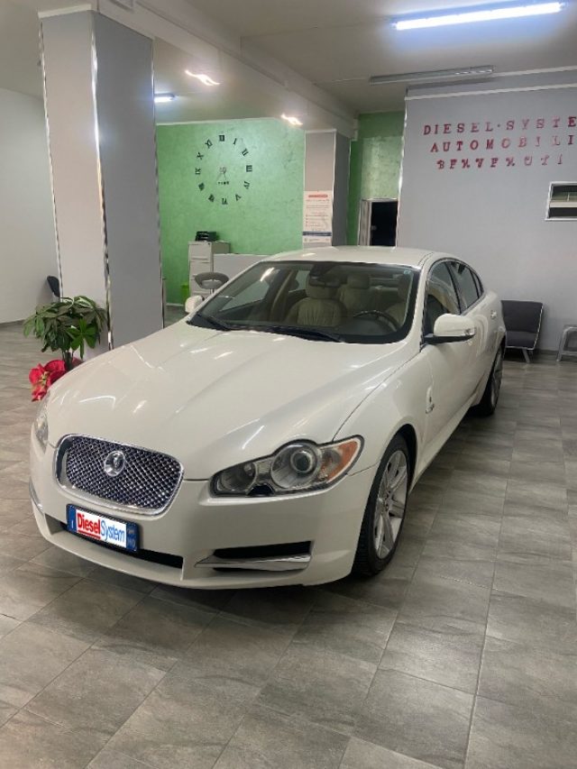 JAGUAR XF usata, con Airbag laterali