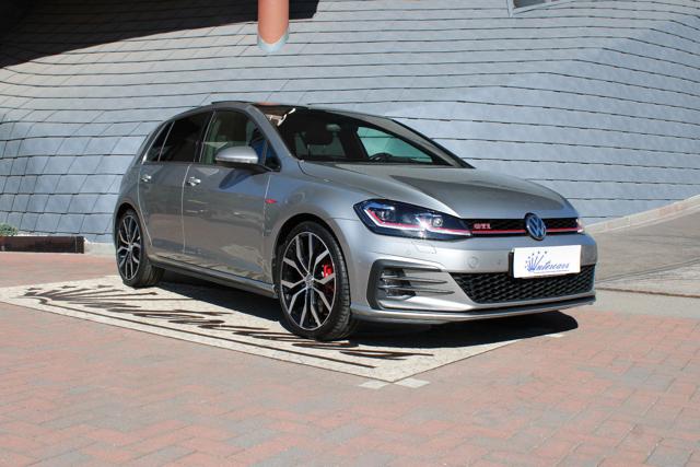 VOLKSWAGEN Golf GTI usata, con Airbag