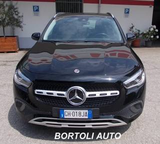 MERCEDES-BENZ GLA 200 usata, con Airbag