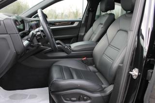 PORSCHE Cayenne usata, con Autoradio