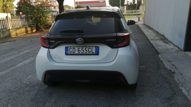 TOYOTA Yaris usata, con Airbag laterali