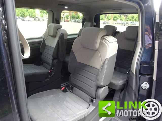 VOLKSWAGEN Multivan usata, con Touch screen