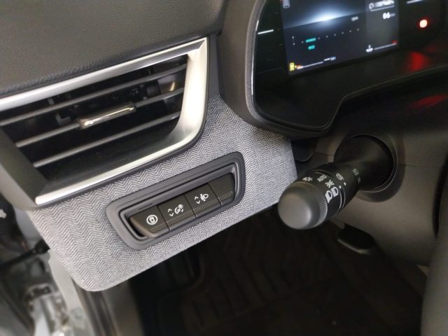 RENAULT Clio usata, con Park Distance Control
