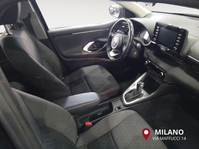 TOYOTA Yaris usata, con Airbag testa