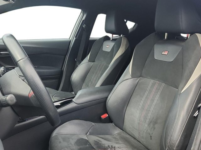 TOYOTA C-HR usata, con Sensore di pioggia