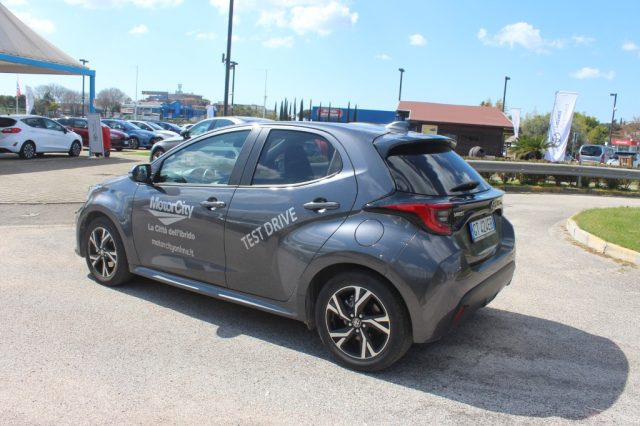 TOYOTA Yaris usata, con Cerchi in lega