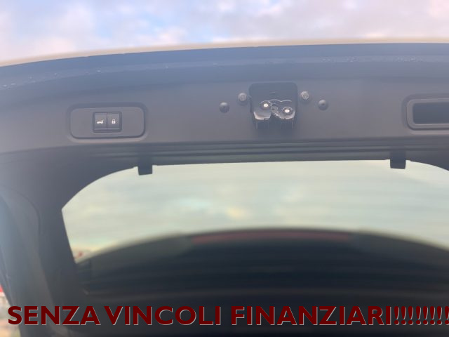 NISSAN Qashqai usata, con Boardcomputer